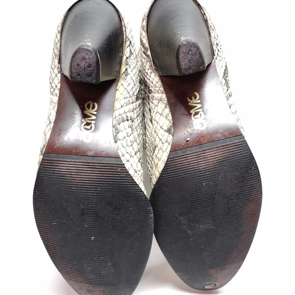 Acme Snakeskin Boots 6.5 - Picture 6 of 11